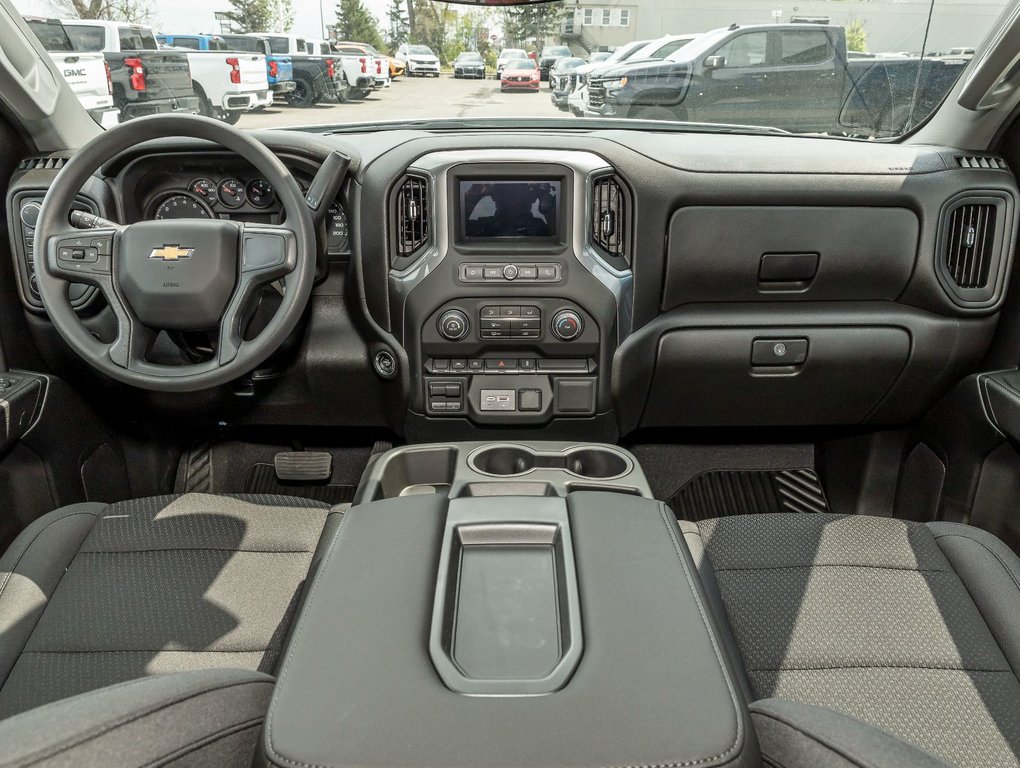 Chevrolet Silverado 1500  2024 à St-Jérôme, Québec - 4 - w1024h768px