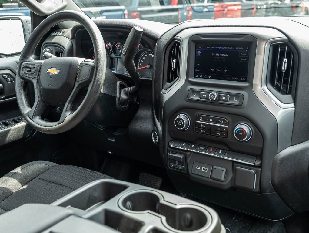 2024 Chevrolet Silverado 1500 in St-Jérôme, Quebec - 28 - w1024h768px