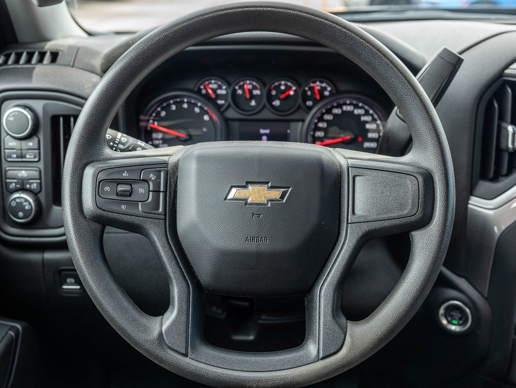 2024 Chevrolet Silverado 1500 in St-Jérôme, Quebec - 14 - w1024h768px