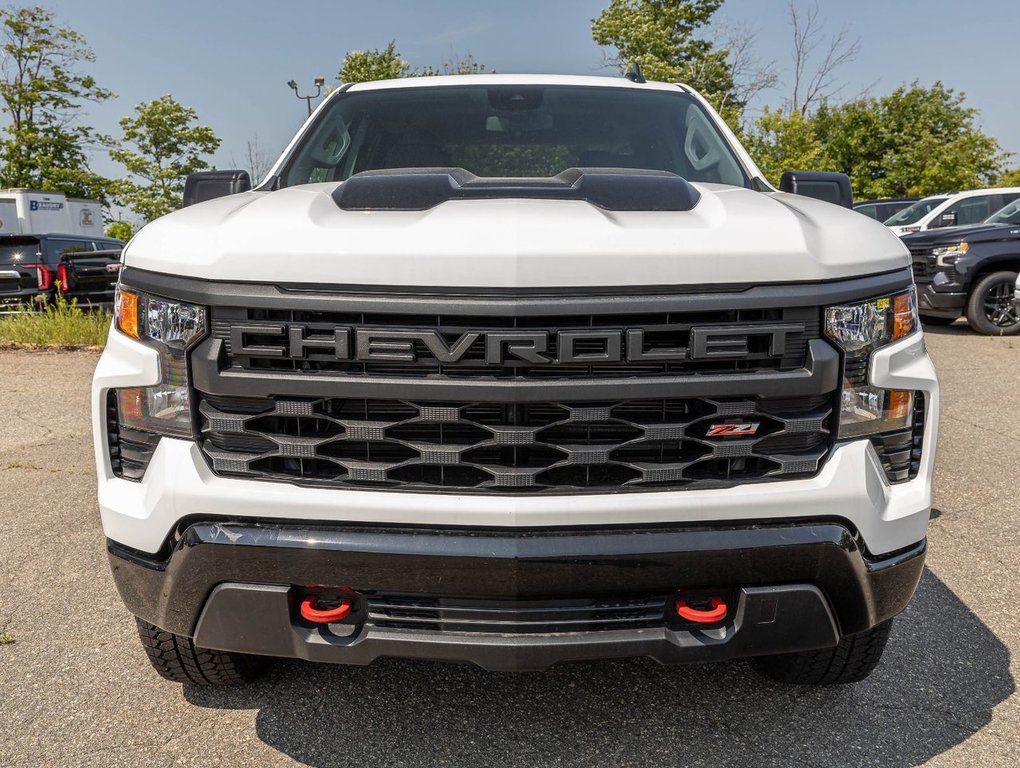 Chevrolet Silverado 1500  2024 à St-Jérôme, Québec - 2 - w1024h768px