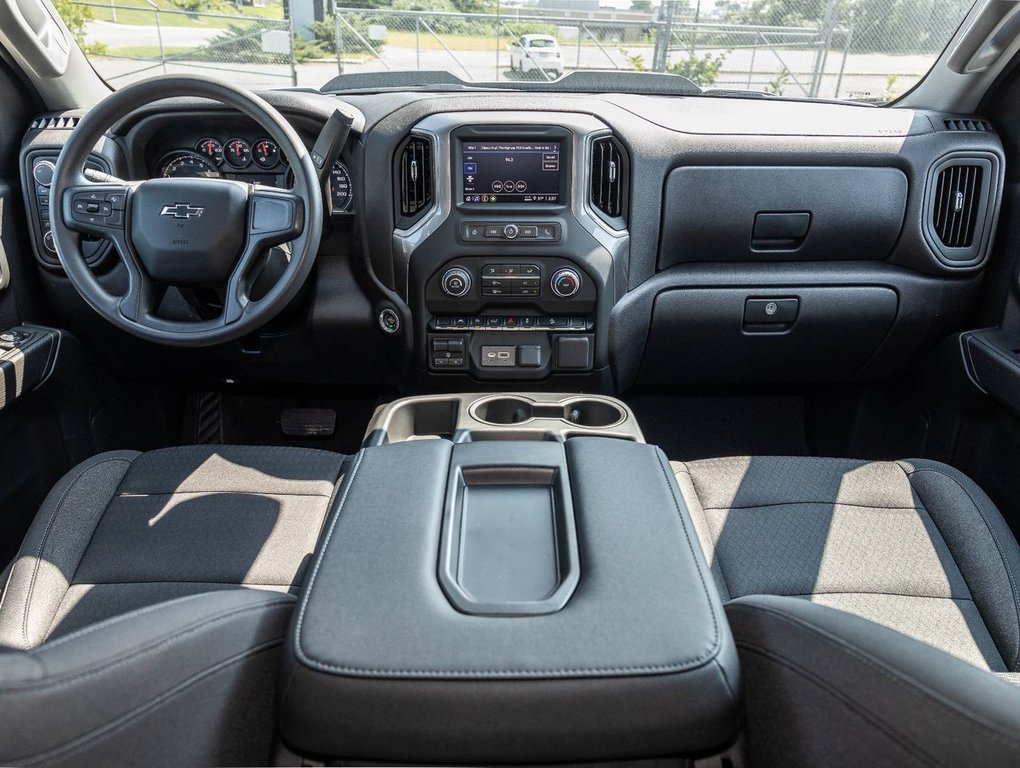 Chevrolet Silverado 1500  2024 à St-Jérôme, Québec - 4 - w1024h768px