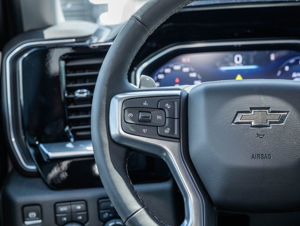 2024 Chevrolet Silverado 1500 in St-Jérôme, Quebec - 18 - w1024h768px