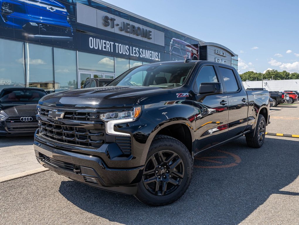 Chevrolet Silverado 1500  2024 à St-Jérôme, Québec - 1 - w1024h768px