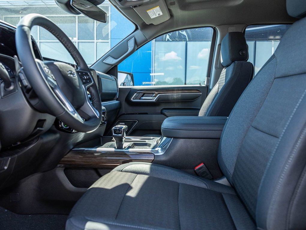 2024 Chevrolet Silverado 1500 in St-Jérôme, Quebec - 15 - w1024h768px