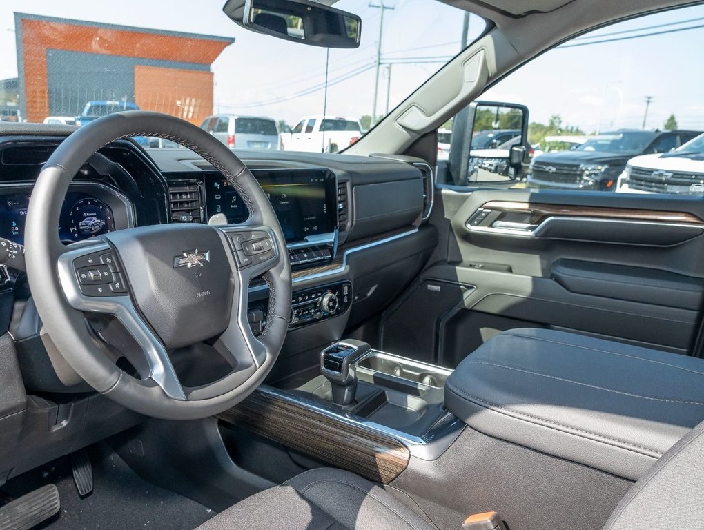 Chevrolet Silverado 1500  2024 à St-Jérôme, Québec - 11 - w1024h768px