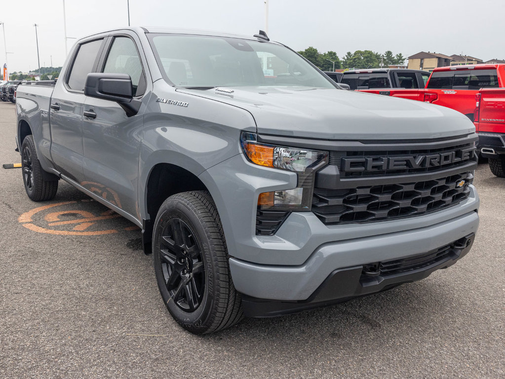 Chevrolet Silverado 1500  2024 à St-Jérôme, Québec - 11 - w1024h768px