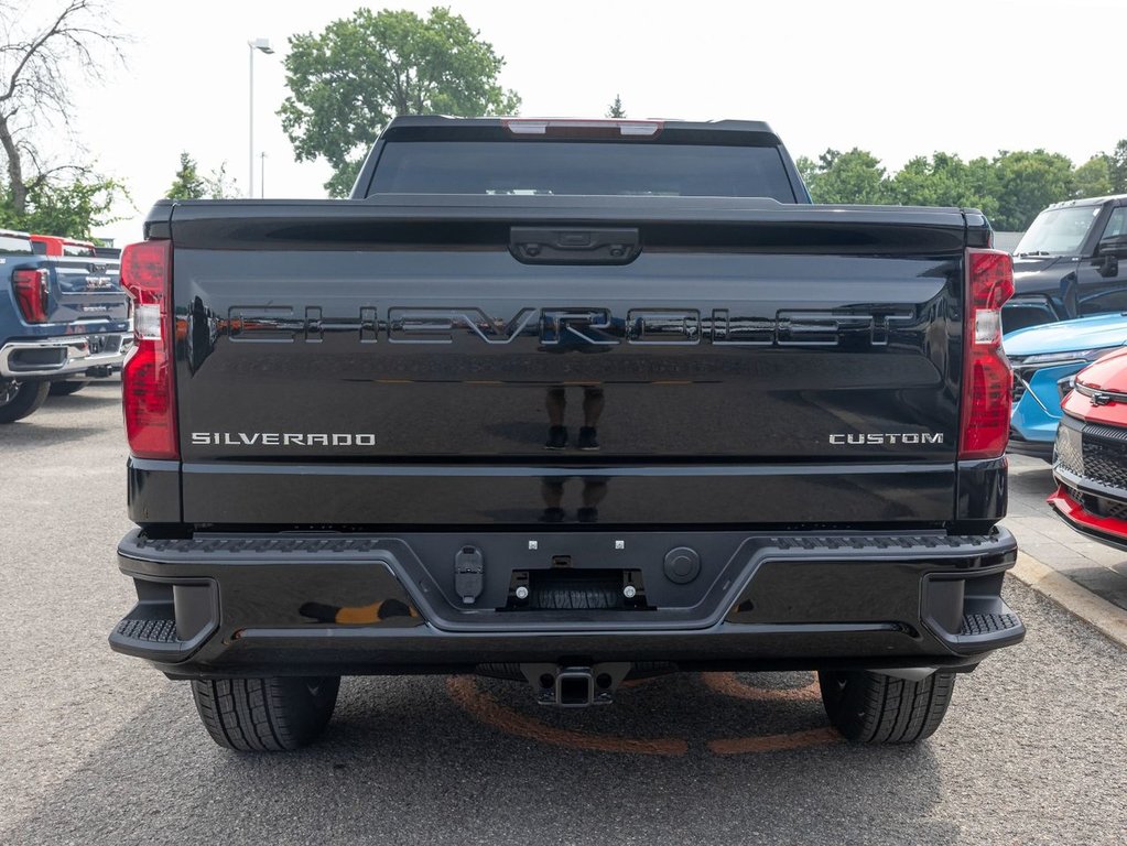 2024 Chevrolet Silverado 1500 in St-Jérôme, Quebec - 8 - w1024h768px