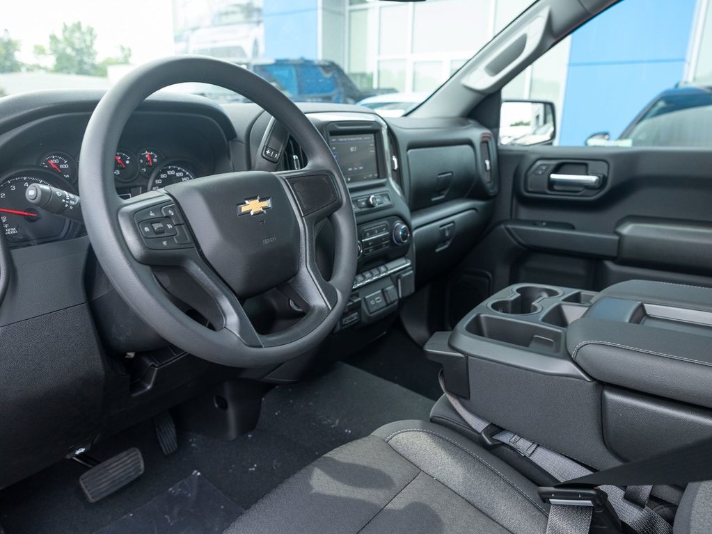 2024 Chevrolet Silverado 1500 in St-Jérôme, Quebec - 13 - w1024h768px