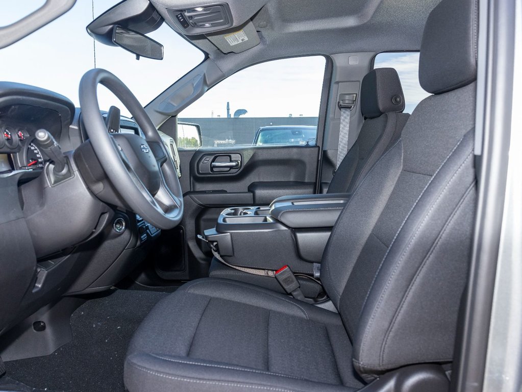 2024 Chevrolet Silverado 1500 in St-Jérôme, Quebec - 11 - w1024h768px