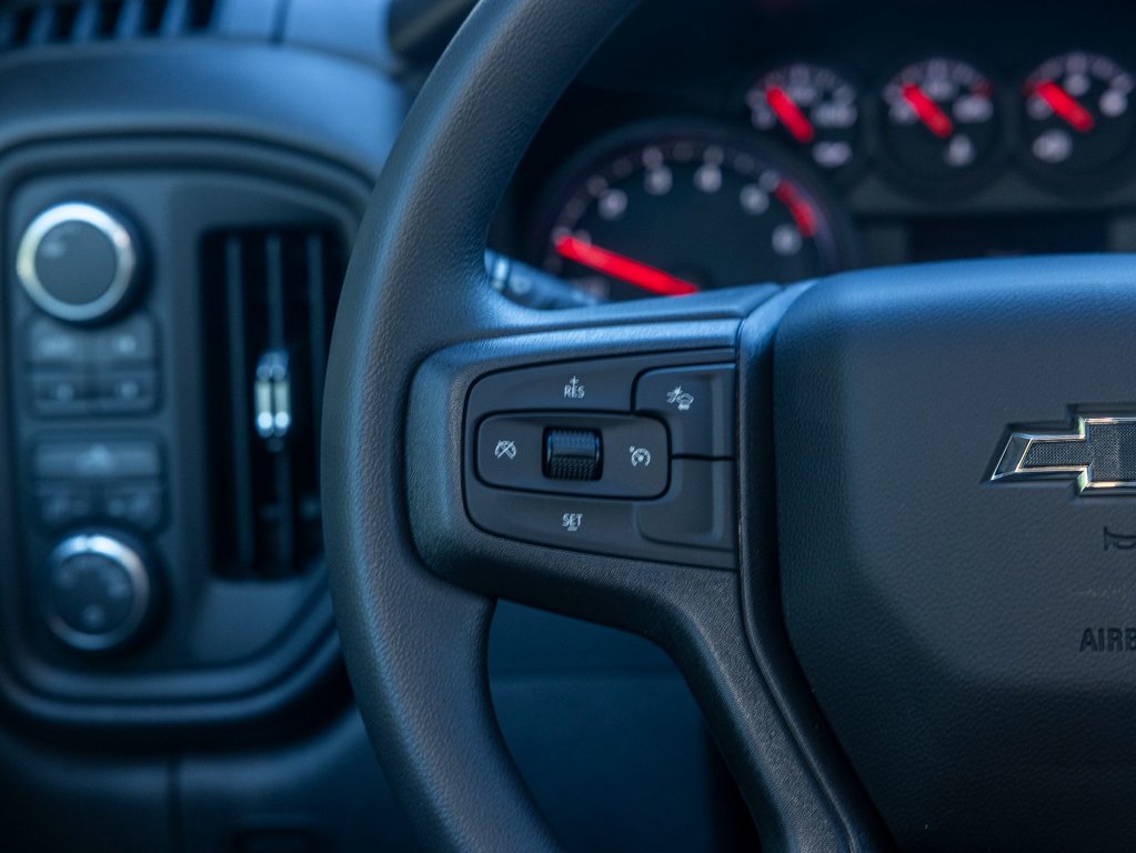 2024 Chevrolet Silverado 1500 in St-Jérôme, Quebec - 15 - w1024h768px