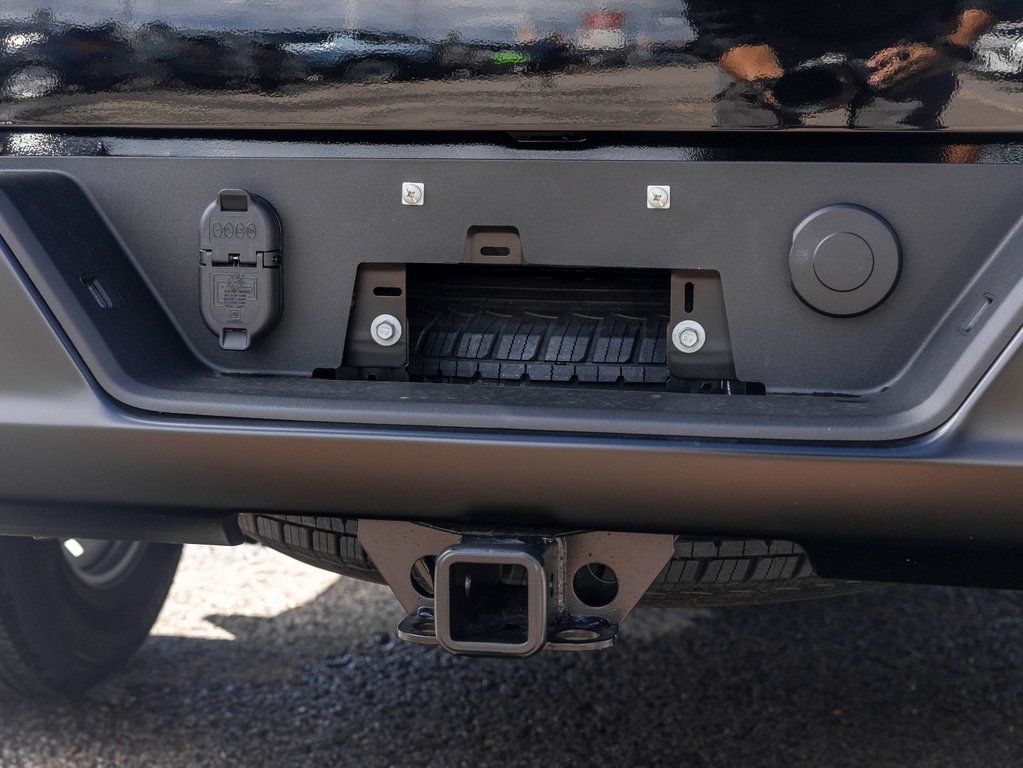 2024 Chevrolet Silverado 1500 in St-Jérôme, Quebec - 29 - w1024h768px