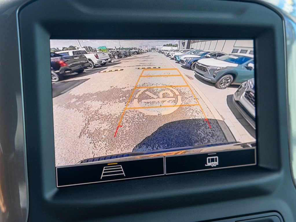 2024 Chevrolet Silverado 1500 in St-Jérôme, Quebec - 18 - w1024h768px