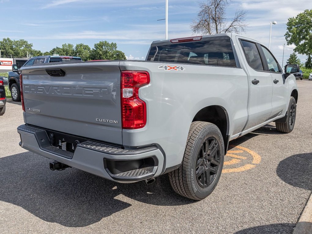 Chevrolet Silverado 1500  2024 à St-Jérôme, Québec - 9 - w1024h768px