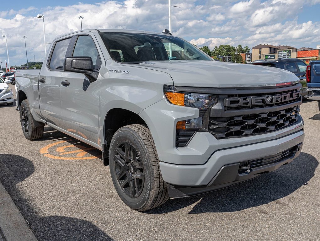 2024 Chevrolet Silverado 1500 in St-Jérôme, Quebec - 11 - w1024h768px