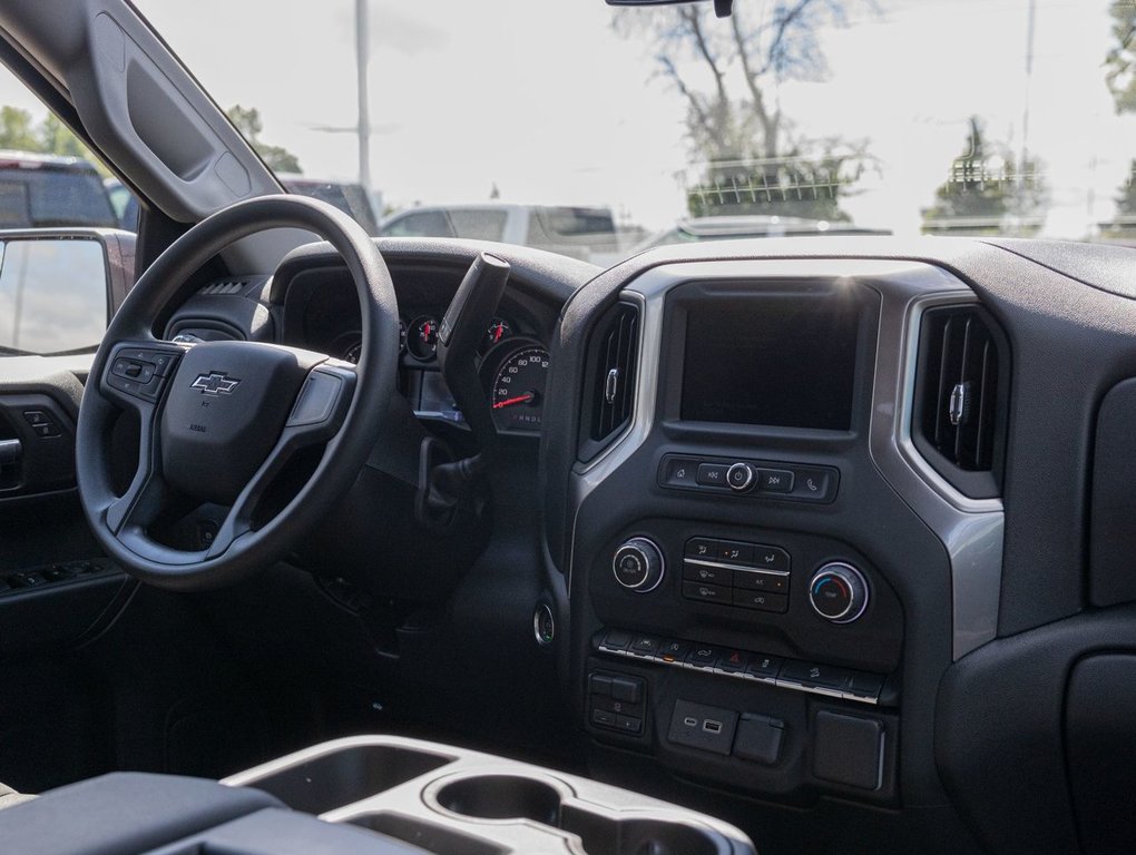 Chevrolet Silverado 1500  2024 à St-Jérôme, Québec - 29 - w1024h768px