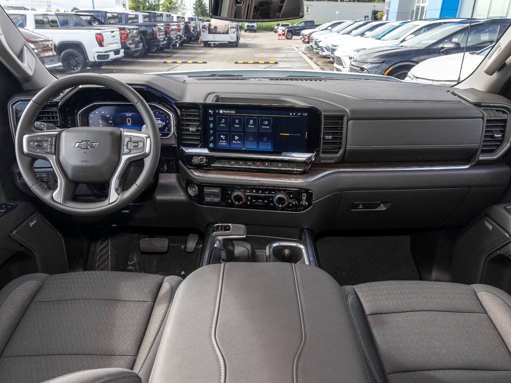 2024 Chevrolet Silverado 1500 in St-Jérôme, Quebec - 4 - w1024h768px