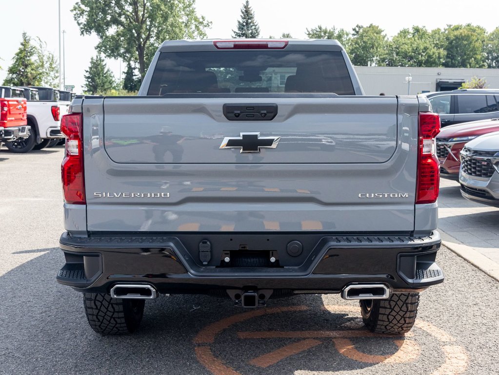 2024 Chevrolet Silverado 1500 in St-Jérôme, Quebec - 8 - w1024h768px