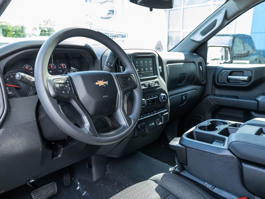 2024 Chevrolet Silverado 1500 in St-Jérôme, Quebec - 13 - w1024h768px