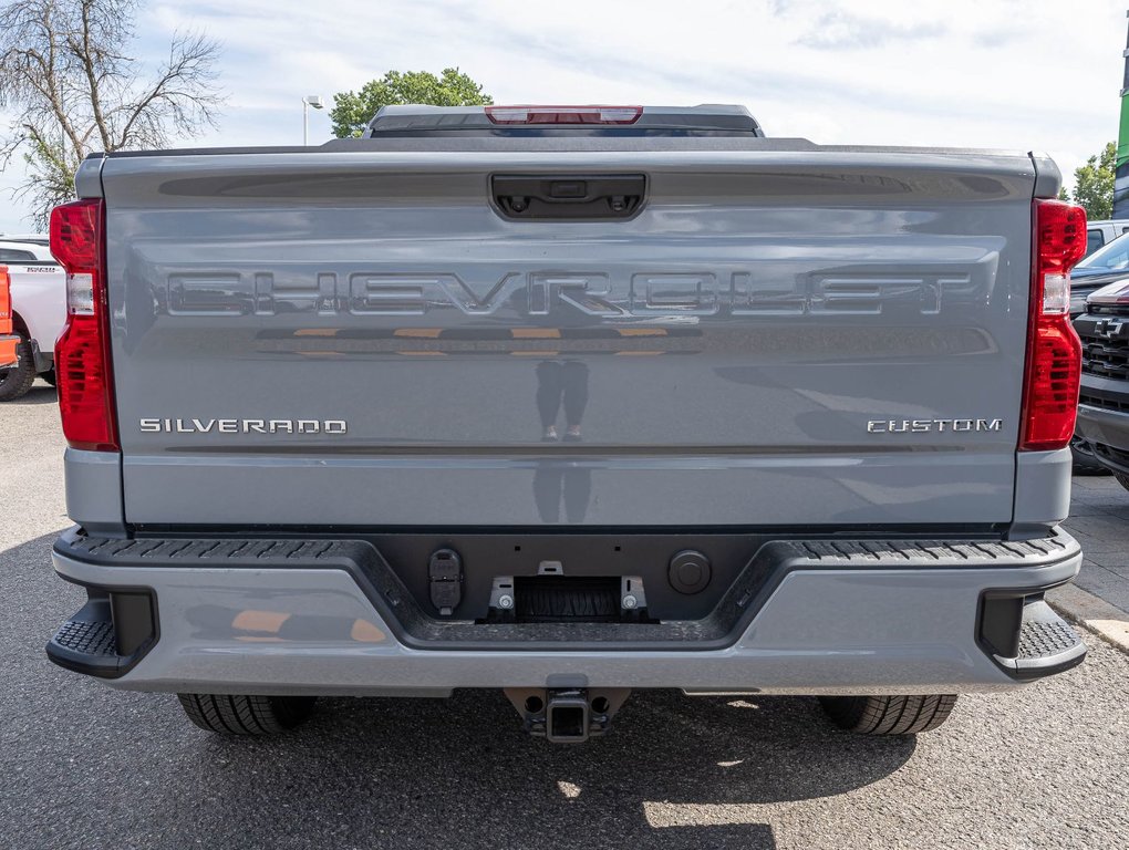 2024 Chevrolet Silverado 1500 in St-Jérôme, Quebec - 8 - w1024h768px