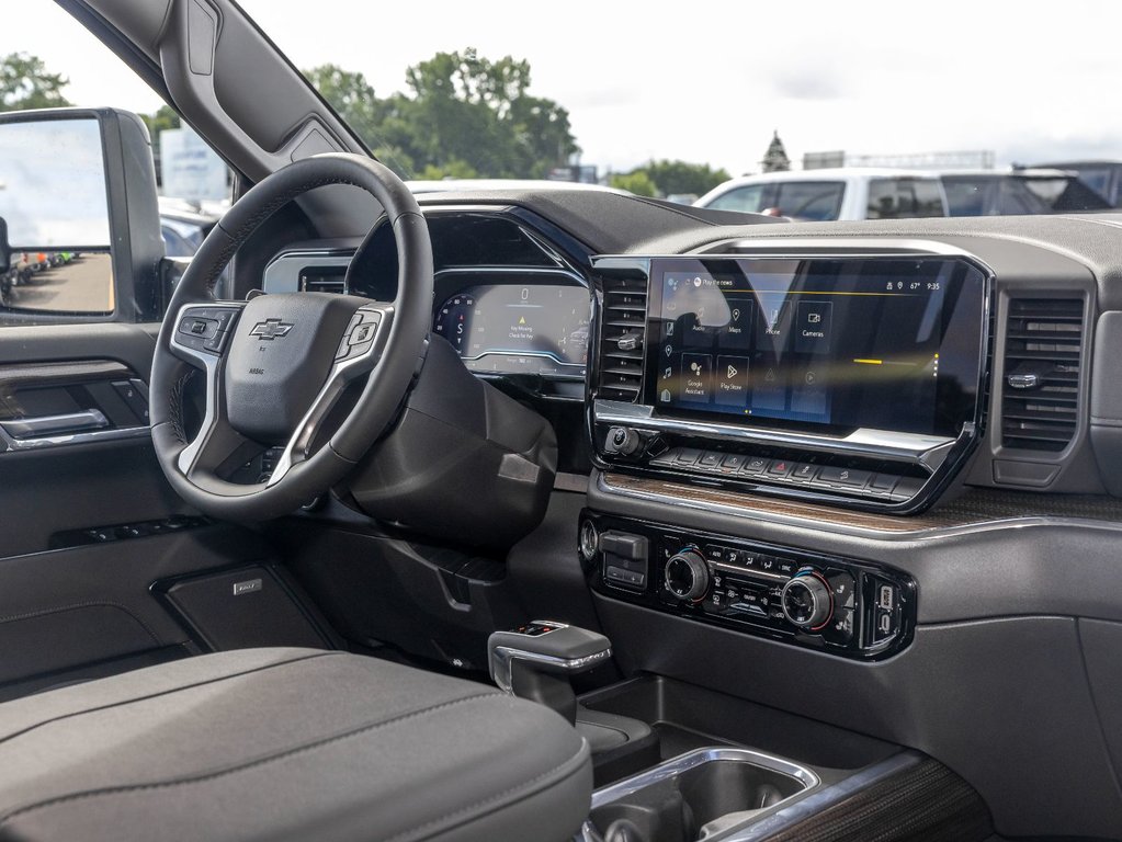 2024 Chevrolet Silverado 1500 in St-Jérôme, Quebec - 32 - w1024h768px