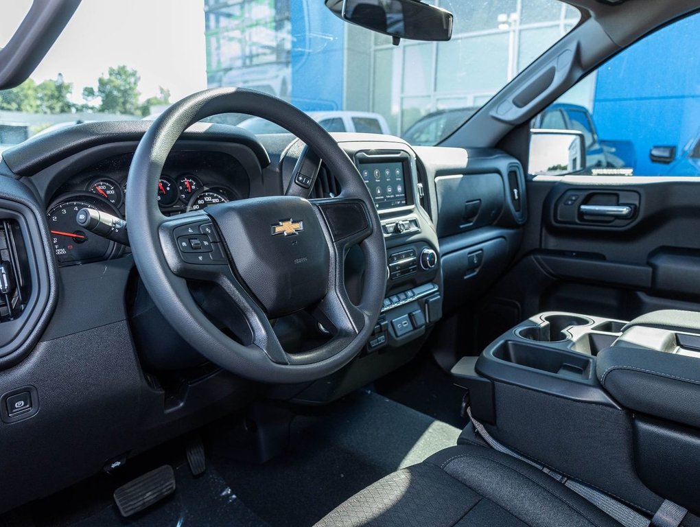 2024 Chevrolet Silverado 1500 in St-Jérôme, Quebec - 13 - w1024h768px