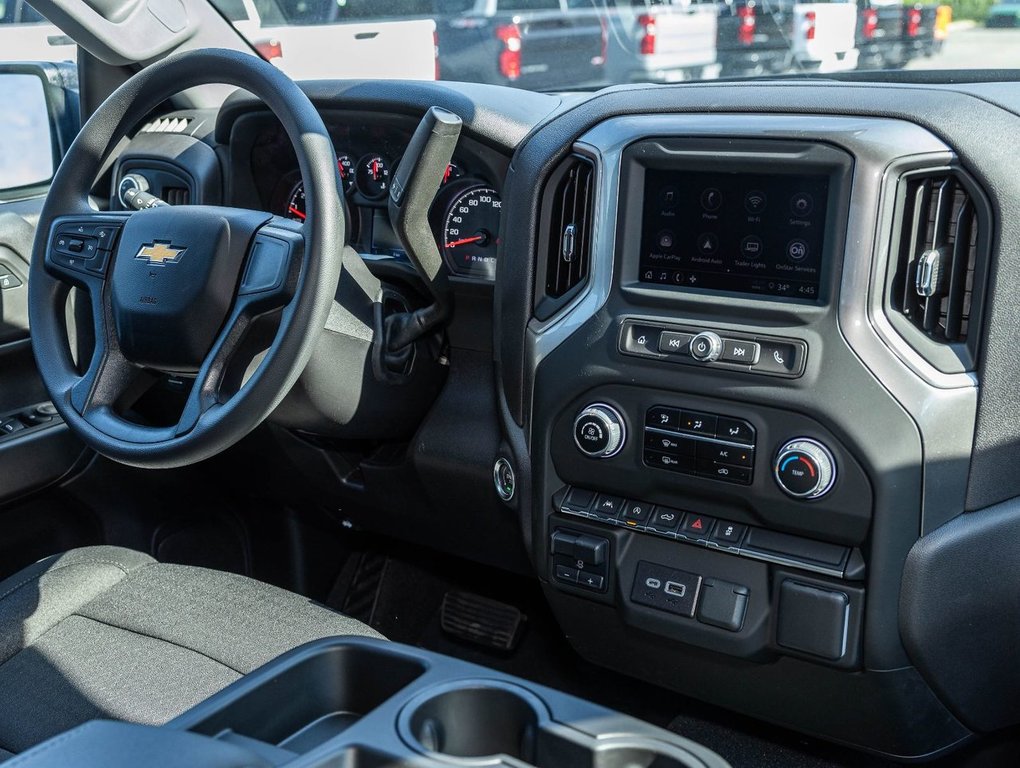 2024 Chevrolet Silverado 1500 in St-Jérôme, Quebec - 29 - w1024h768px