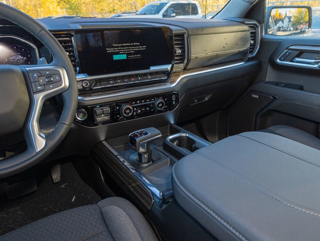 Chevrolet Silverado 1500  2024 à St-Jérôme, Québec - 23 - w1024h768px