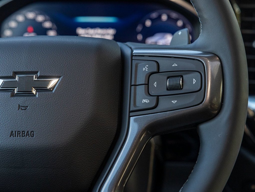 2024 Chevrolet Silverado 1500 in St-Jérôme, Quebec - 17 - w1024h768px