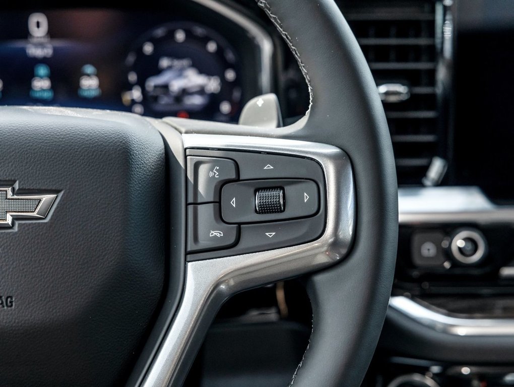 2024 Chevrolet Silverado 1500 in St-Jérôme, Quebec - 17 - w1024h768px