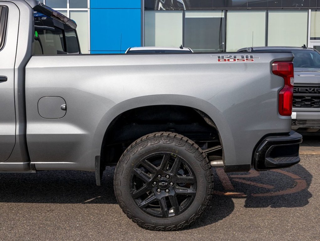 2024 Chevrolet Silverado 1500 in St-Jérôme, Quebec - 37 - w1024h768px