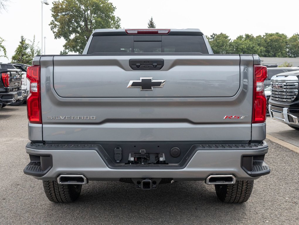 Chevrolet Silverado 1500  2024 à St-Jérôme, Québec - 9 - w1024h768px