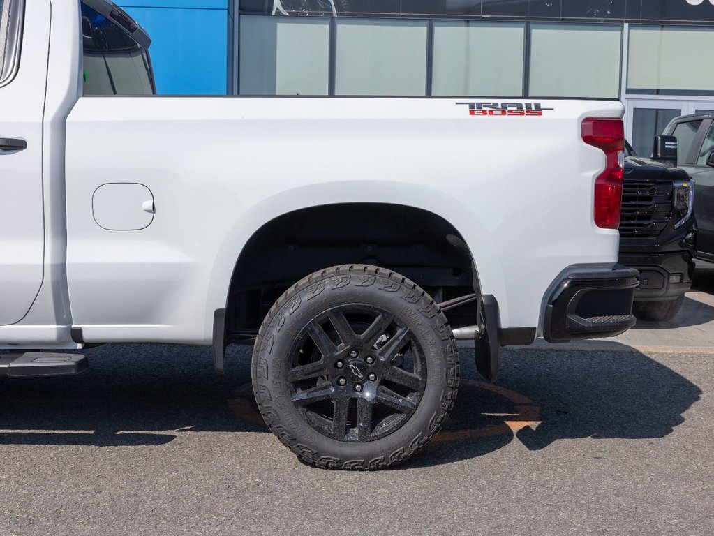 Chevrolet Silverado 1500  2024 à St-Jérôme, Québec - 33 - w1024h768px