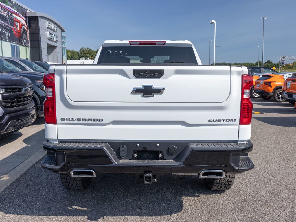 Chevrolet Silverado 1500  2024 à St-Jérôme, Québec - 8 - w1024h768px