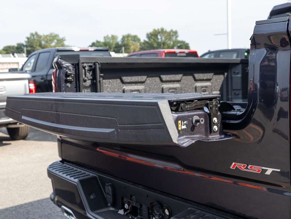 2024 Chevrolet Silverado 1500 in St-Jérôme, Quebec - 37 - w1024h768px