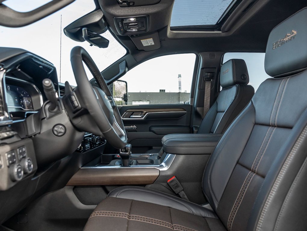 2024 Chevrolet Silverado 1500 in St-Jérôme, Quebec - 12 - w1024h768px