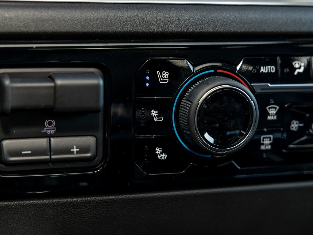 2024 Chevrolet Silverado 1500 in St-Jérôme, Quebec - 26 - w1024h768px