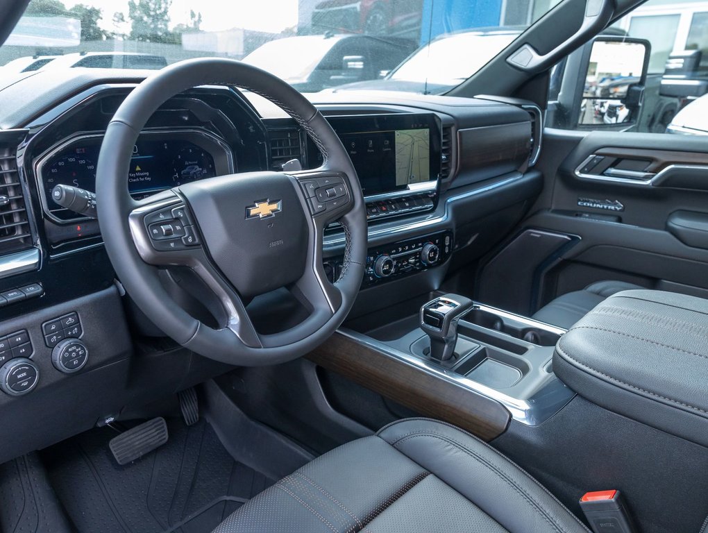 2024 Chevrolet Silverado 1500 in St-Jérôme, Quebec - 16 - w1024h768px