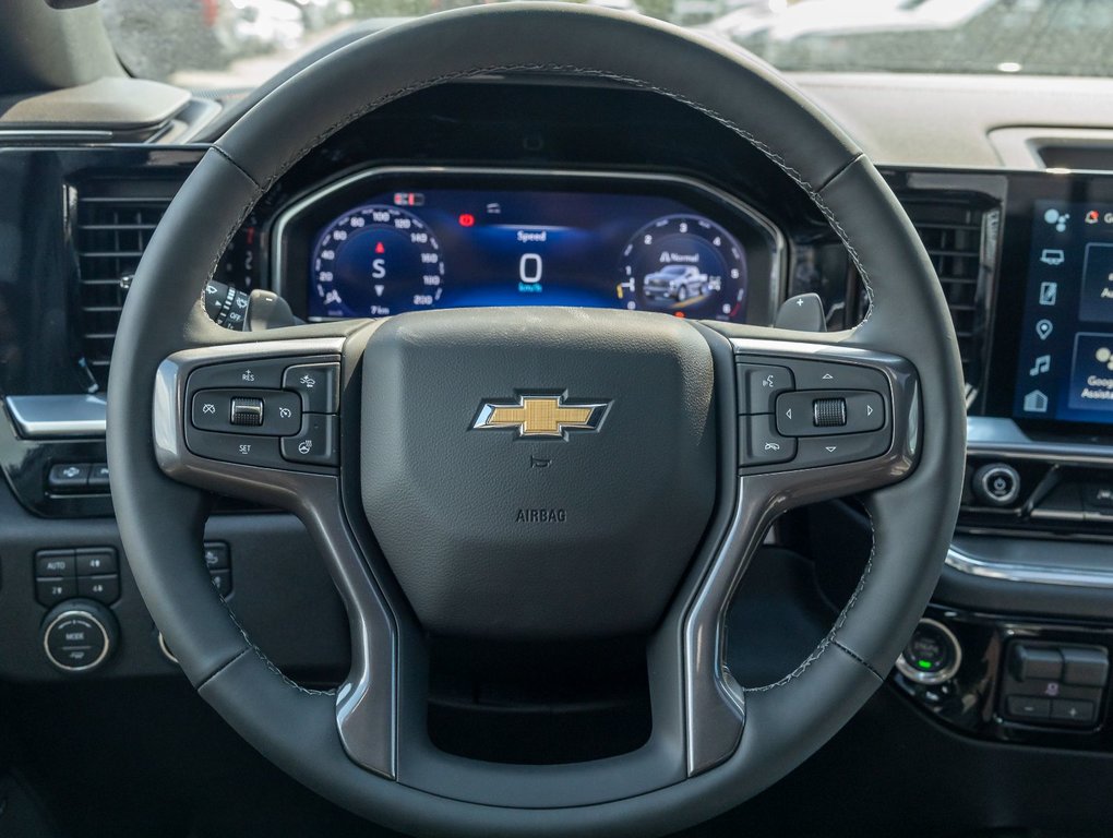 2024 Chevrolet Silverado 1500 in St-Jérôme, Quebec - 17 - w1024h768px