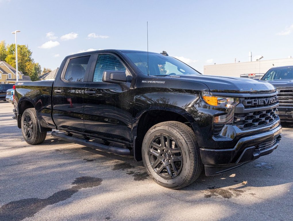 Chevrolet Silverado 1500  2024 à St-Jérôme, Québec - 11 - w1024h768px