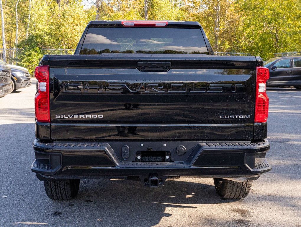 2024 Chevrolet Silverado 1500 in St-Jérôme, Quebec - 8 - w1024h768px