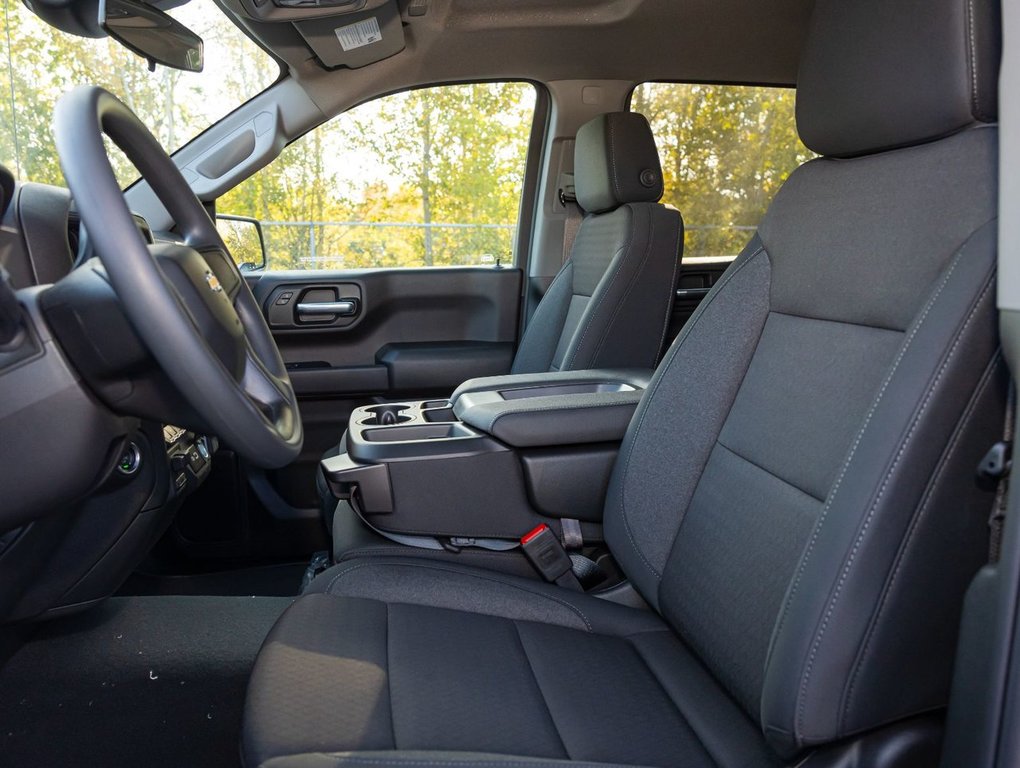 2024 Chevrolet Silverado 1500 in St-Jérôme, Quebec - 12 - w1024h768px