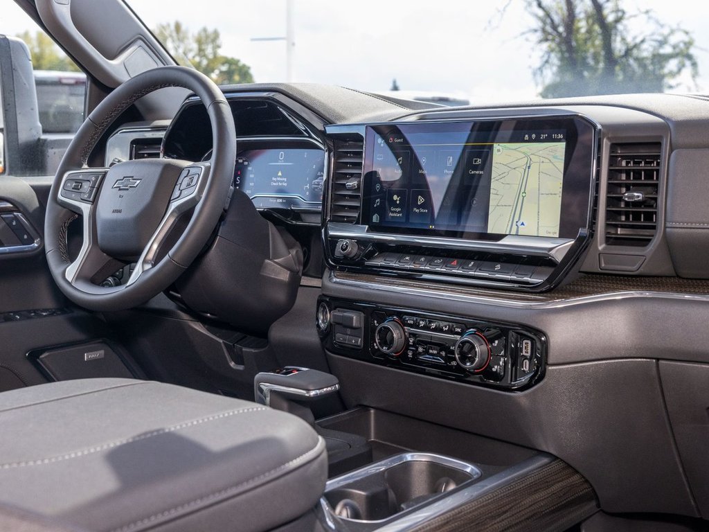 2024 Chevrolet Silverado 1500 in St-Jérôme, Quebec - 30 - w1024h768px