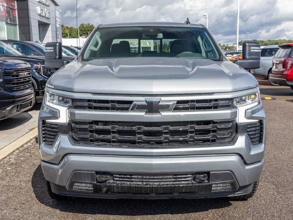 2024 Chevrolet Silverado 1500 in St-Jérôme, Quebec - 2 - w1024h768px