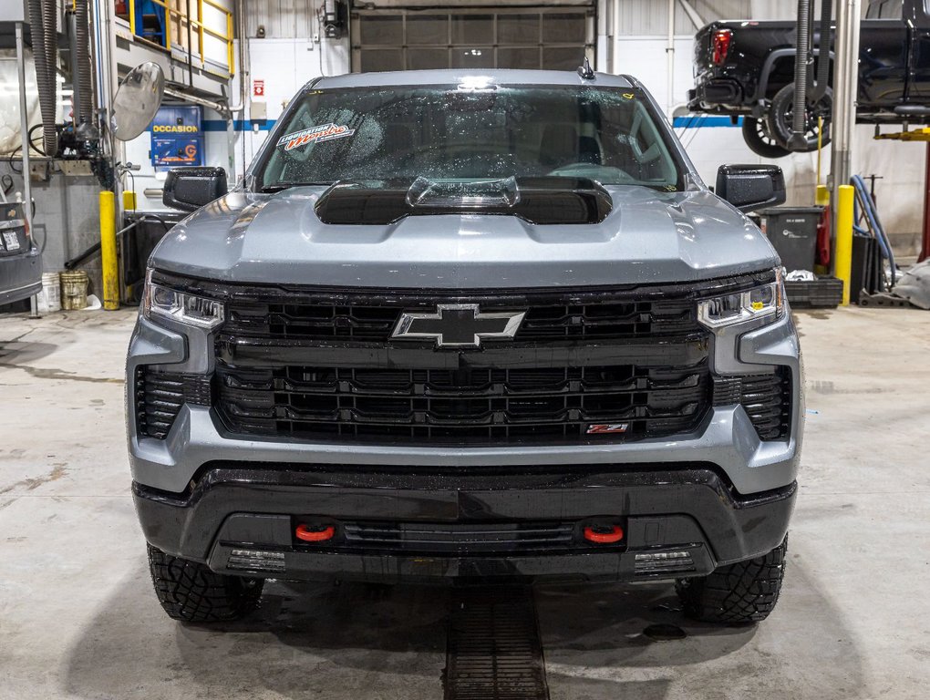 2024 Chevrolet Silverado 1500 in St-Jérôme, Quebec - 2 - w1024h768px