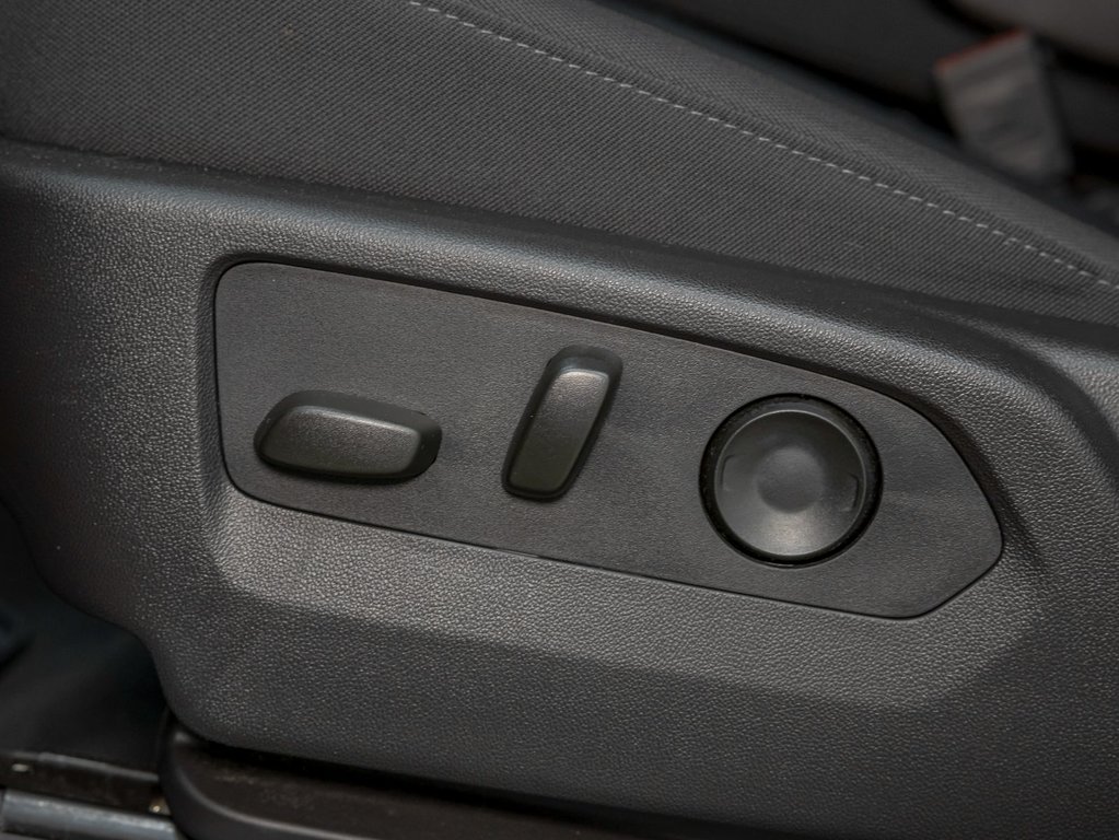 2024 Chevrolet Silverado 1500 in St-Jérôme, Quebec - 23 - w1024h768px