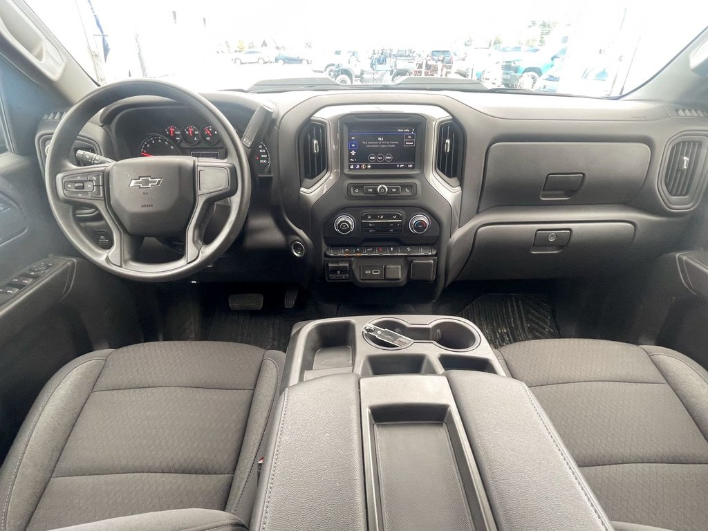 Chevrolet Silverado 1500  2024 à St-Jérôme, Québec - 10 - w1024h768px