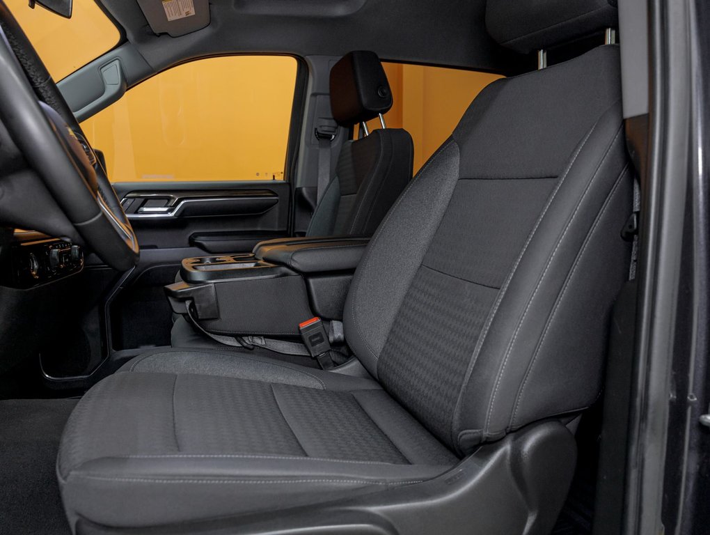 2024 Chevrolet Silverado 1500 in St-Jérôme, Quebec - 10 - w1024h768px