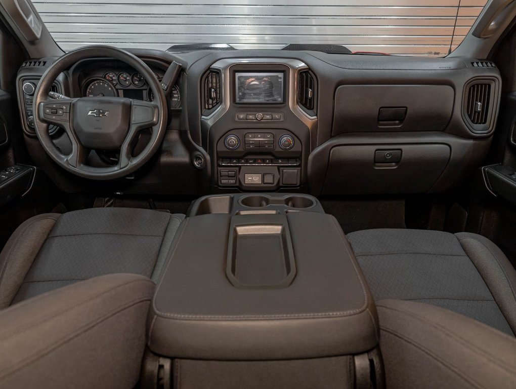 2024 Chevrolet Silverado 1500 in St-Jérôme, Quebec - 11 - w1024h768px