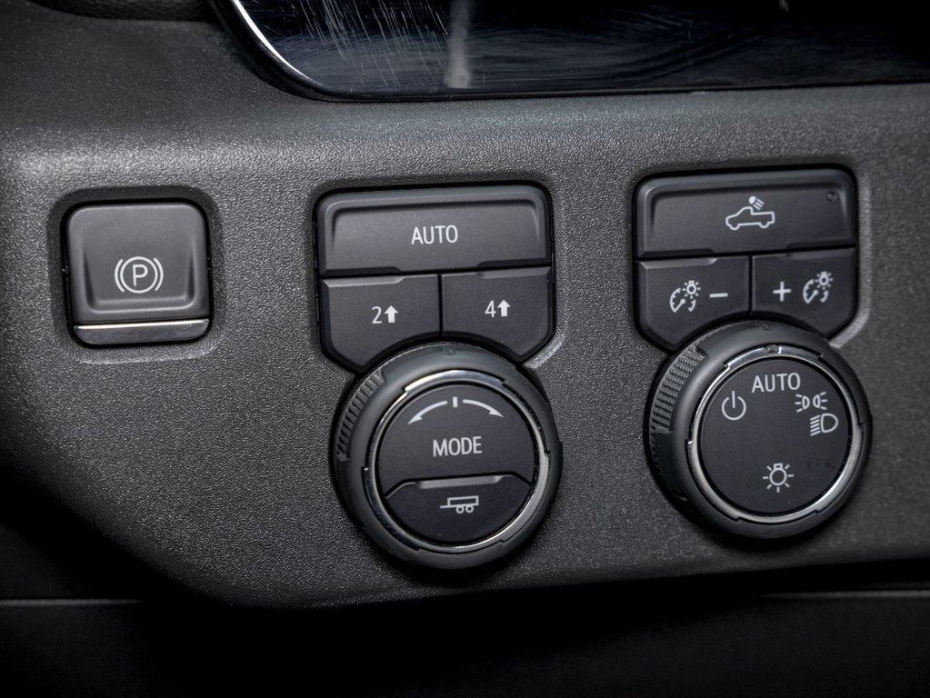 Chevrolet Silverado 1500  2024 à St-Jérôme, Québec - 24 - w1024h768px