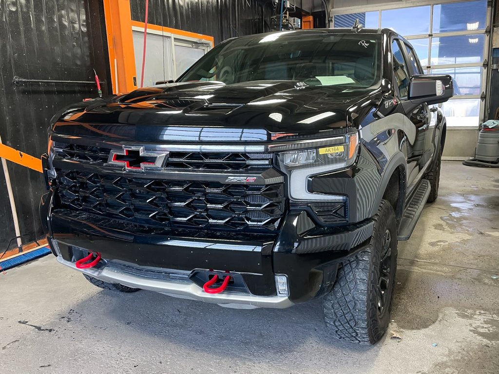 Chevrolet Silverado 1500  2024 à St-Jérôme, Québec - 1 - w1024h768px